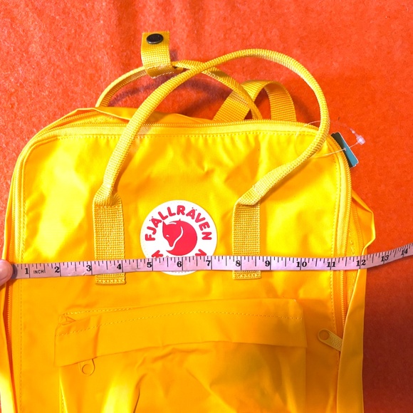 Fjällräven bright yellow Kanken unisex backpack NWT - Picture 5 of 7